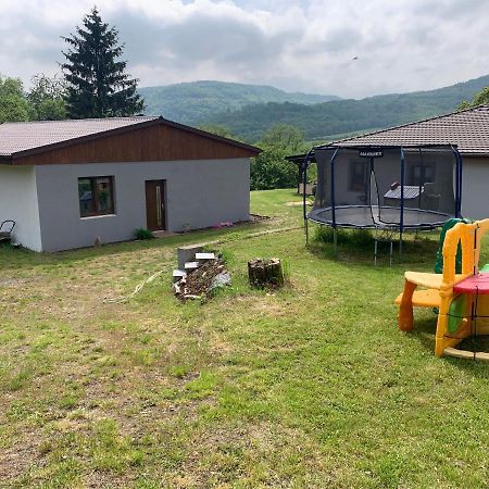 Apartman S Bazenem A Saunou Kadaň Buitenkant foto