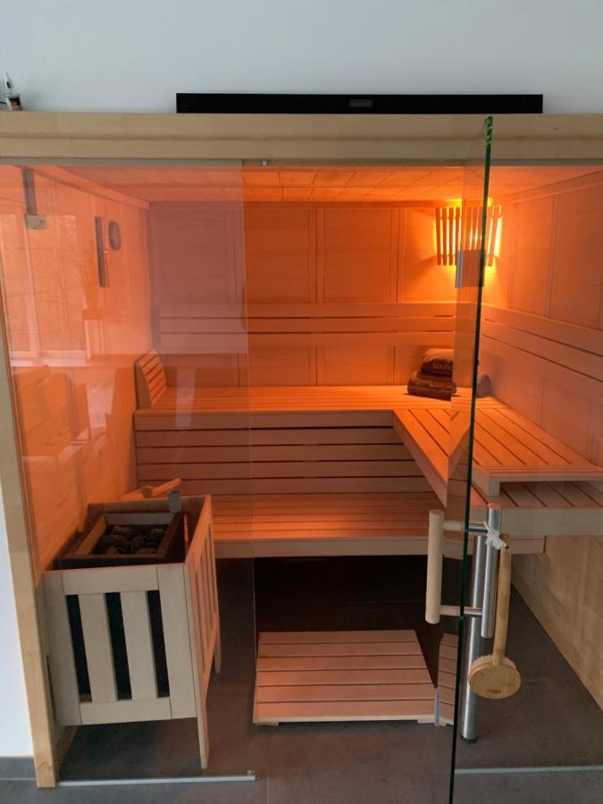 Apartman S Bazenem A Saunou Kadaň Buitenkant foto