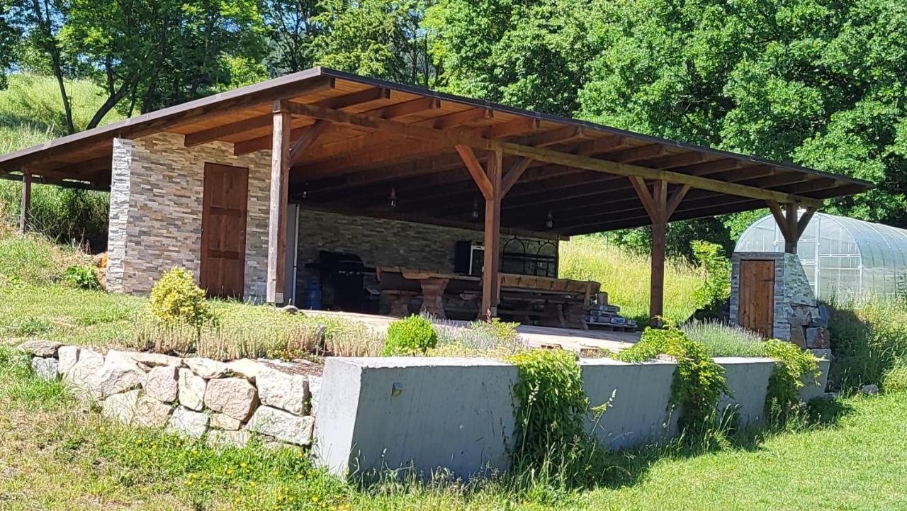 Apartman S Bazenem A Saunou Kadaň Buitenkant foto